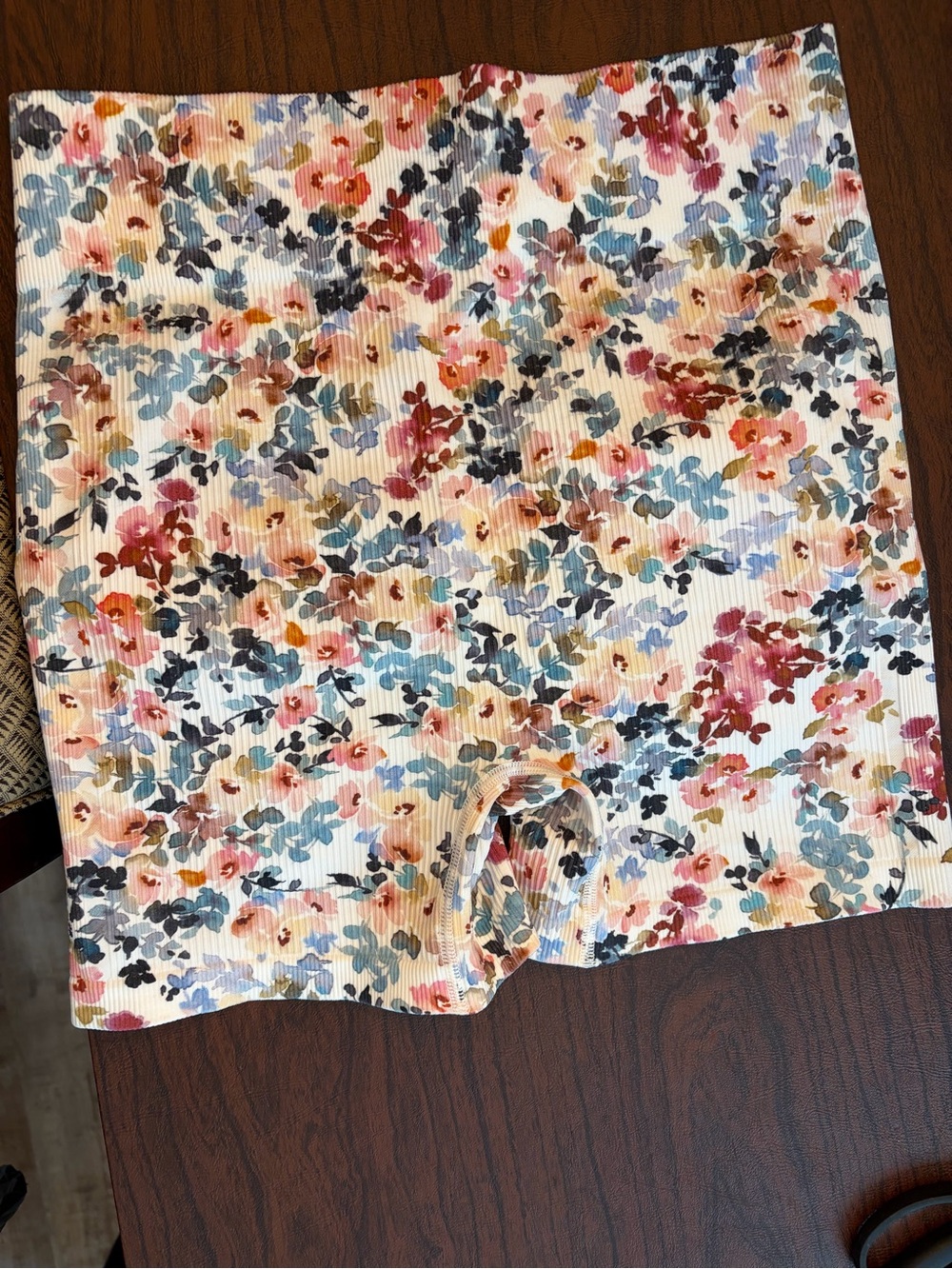 Floral Ribbed High-Waist Women’s Shorts - Multi never worn